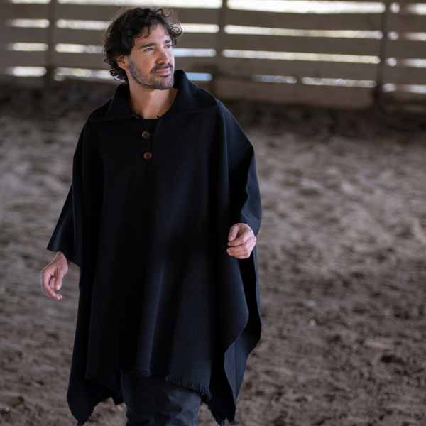 PONCHO DE ALPACA HOMBRE CASTILLA NEGRO