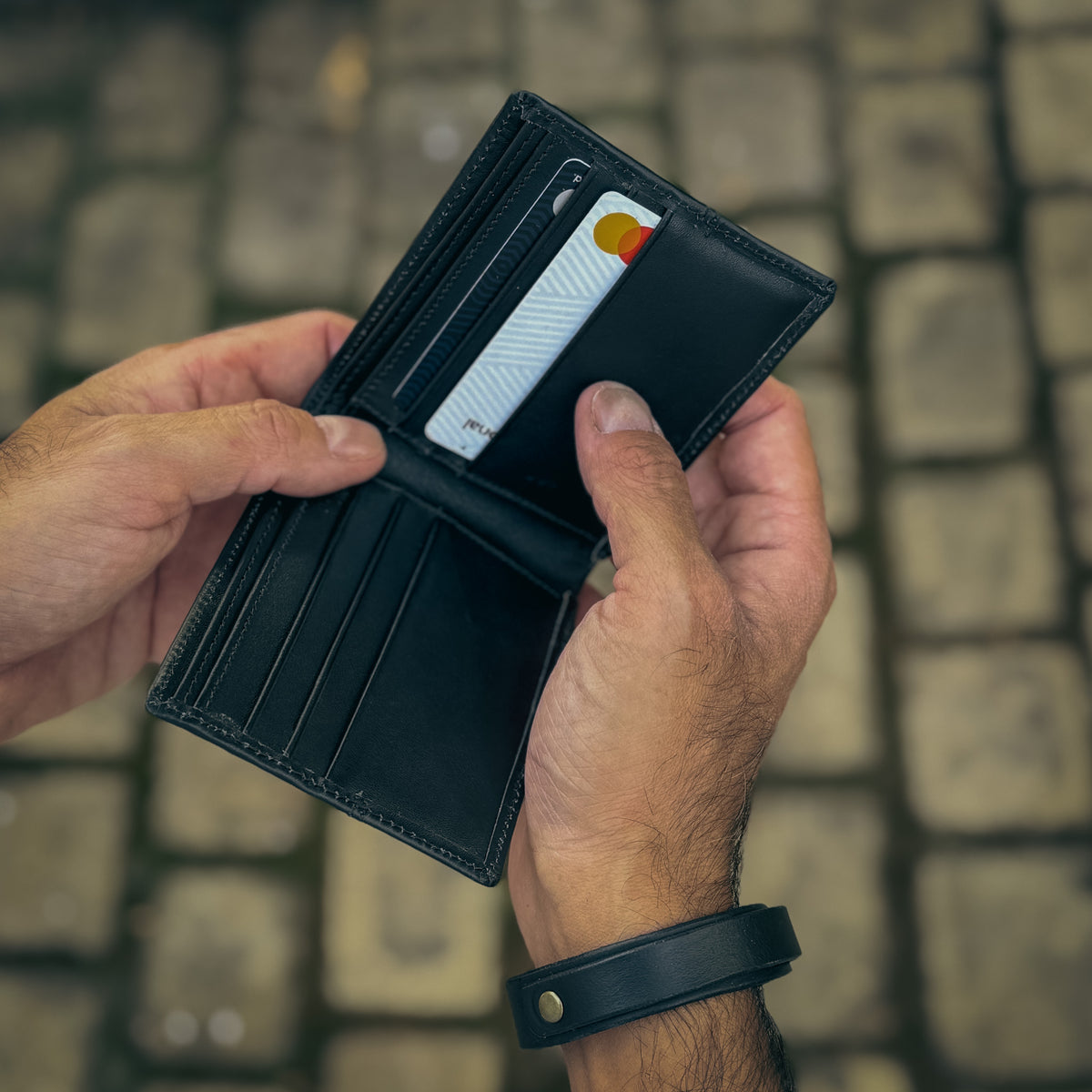 BILLETERA DE CUERO HOMBRE URBAN