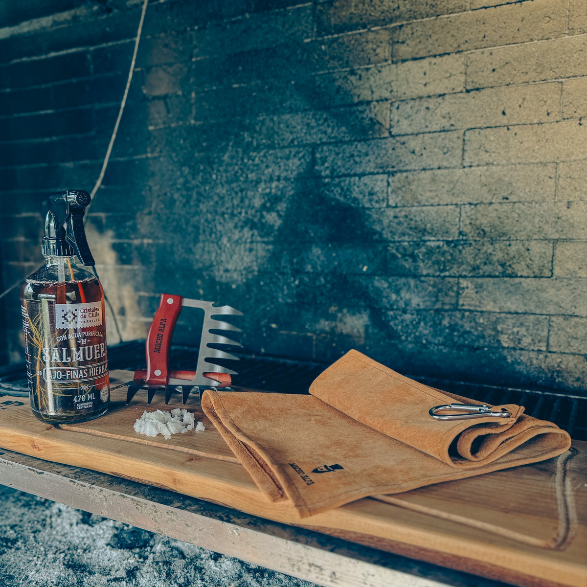 PACK PARRILLERO 1: GARRAS, PAÑO Y SALMUERA