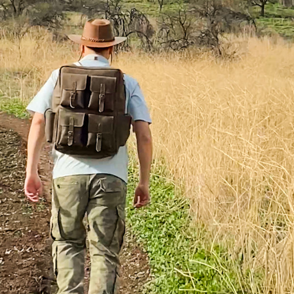 MOCHILA DE CUERO PARA HOMBRE EXPLORER