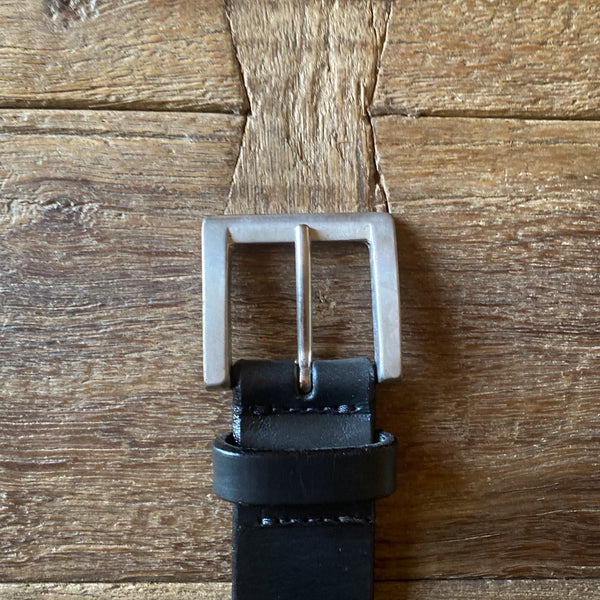 CINTURONES DE CUERO NEGRO SBELT