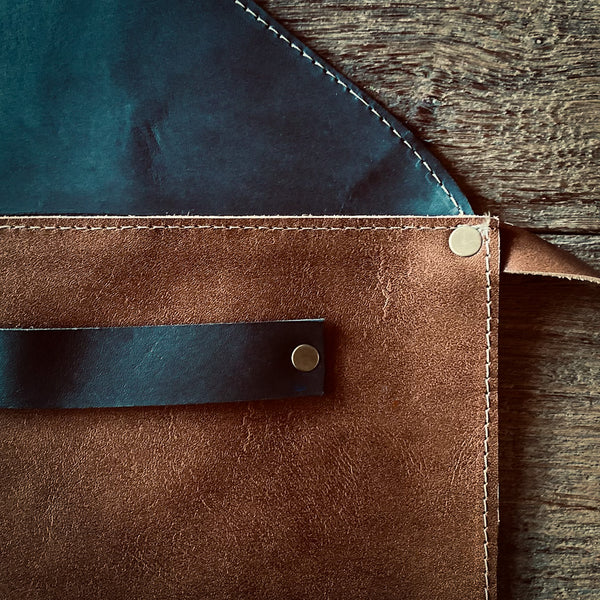 PECHERA ASADOR CUERO CAFE/NEGRO