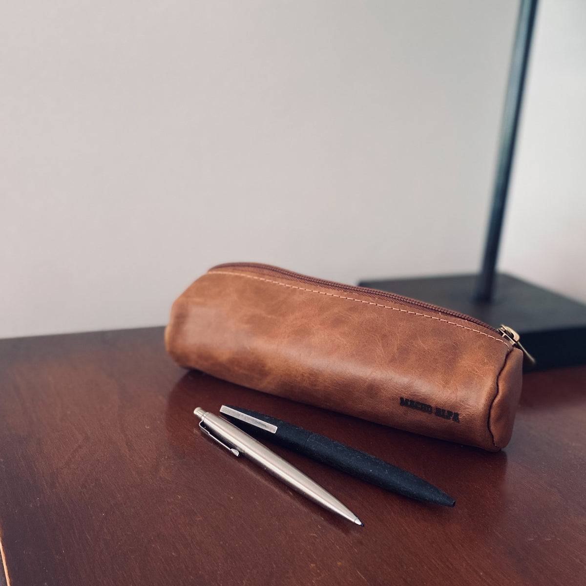 ESTUCHE DE CUERO POCKET