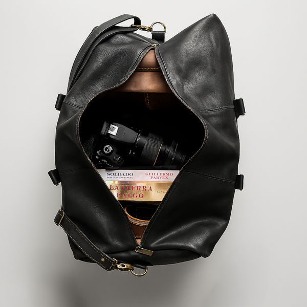 BOLSO DE CUERO NEGRO DE VIAJE VENTURE + Tarjetero Protect Antiscan de REGALO + envío GRATIS para la RM