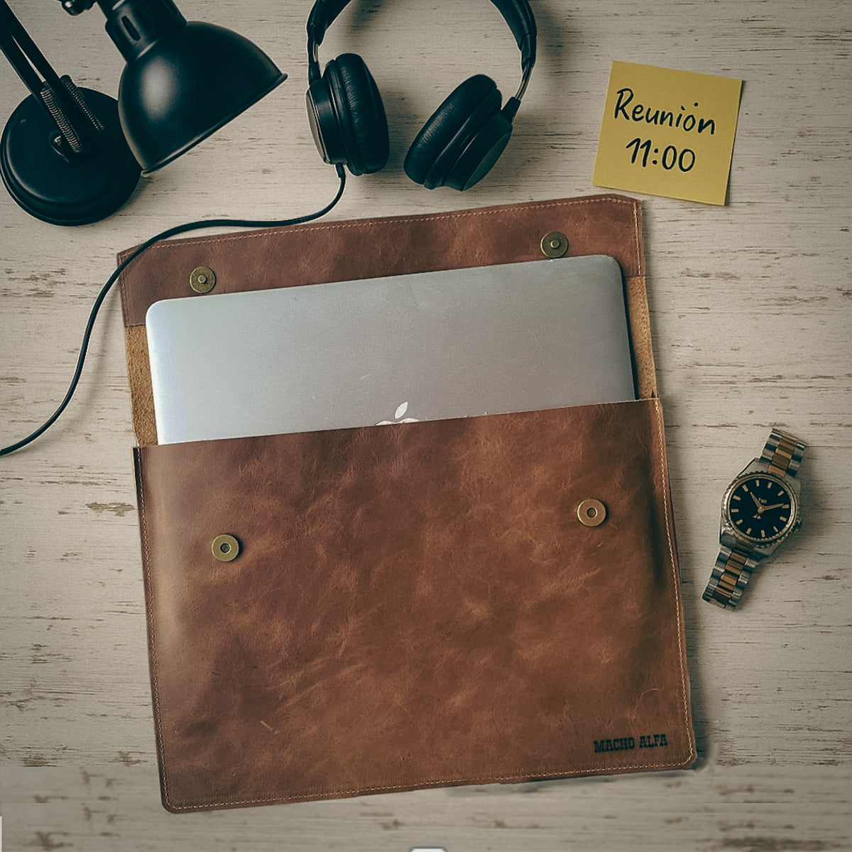 FUNDA DE CUERO PARA NOTEBOOK