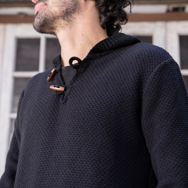 CHALECO NEGRO DE LANA NATURAL SKYE