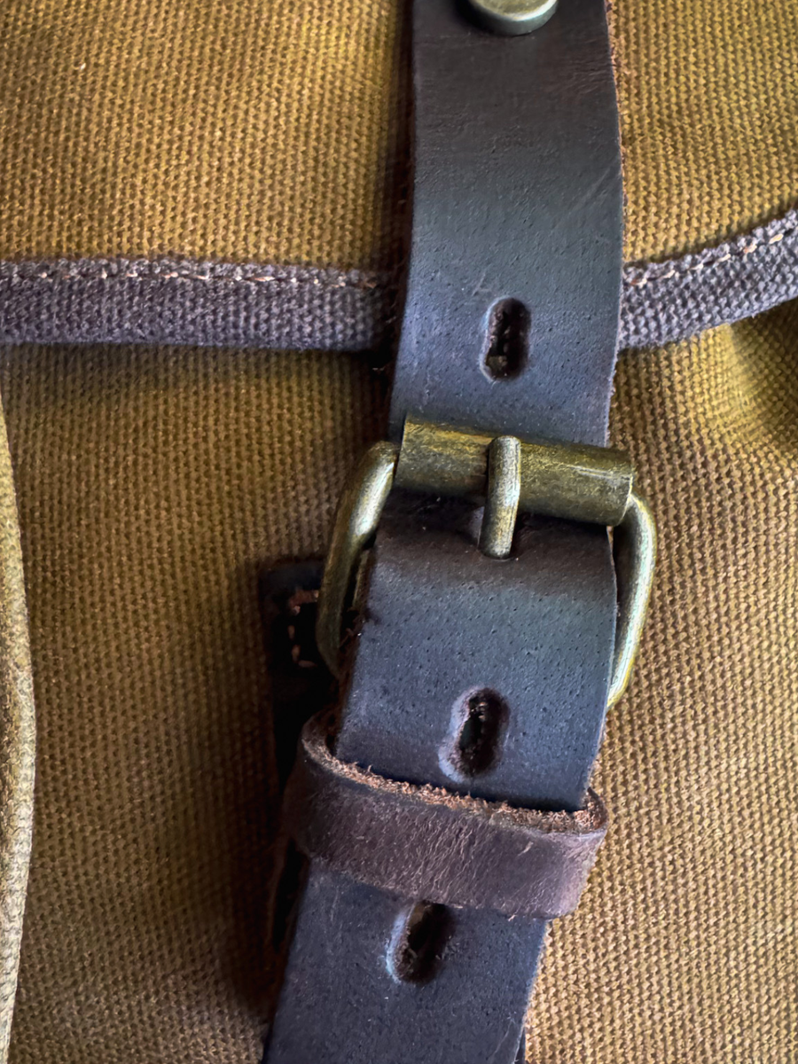 MOCHILA DE LONA IMPERMEABLE LEGEND