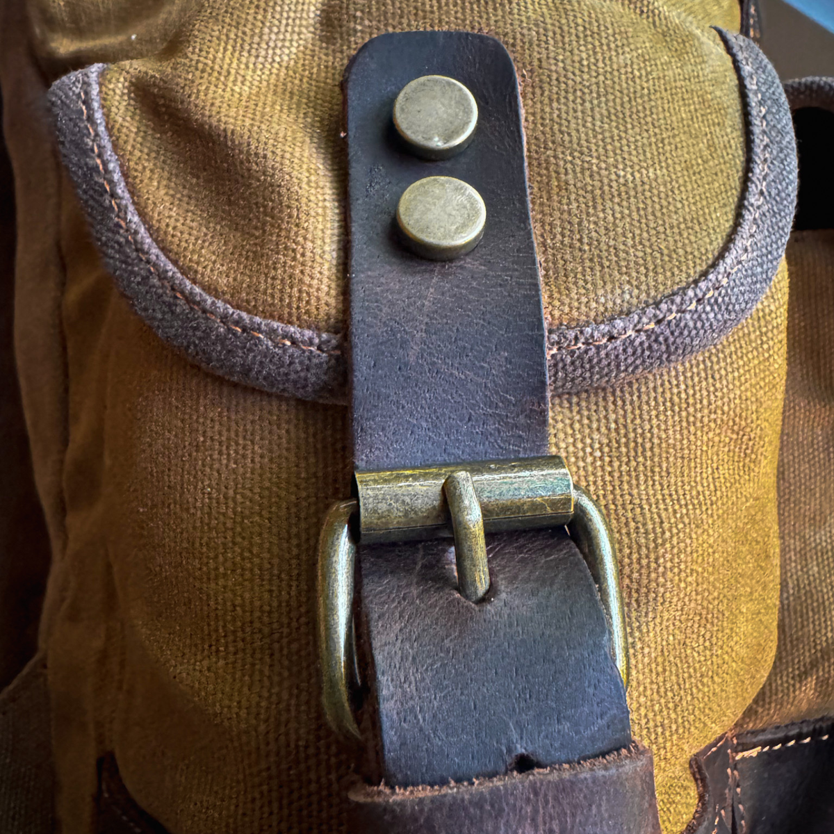 MOCHILA DE LONA IMPERMEABLE LEGEND