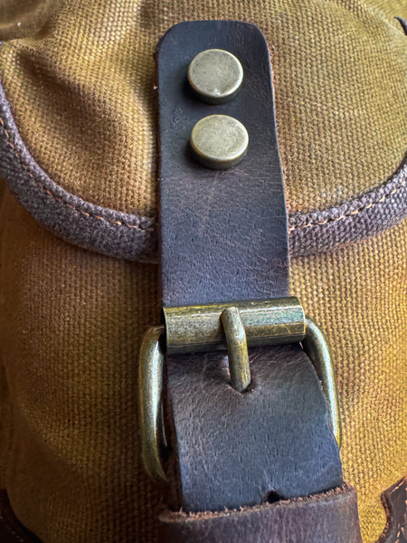 MOCHILA DE LONA IMPERMEABLE LEGEND