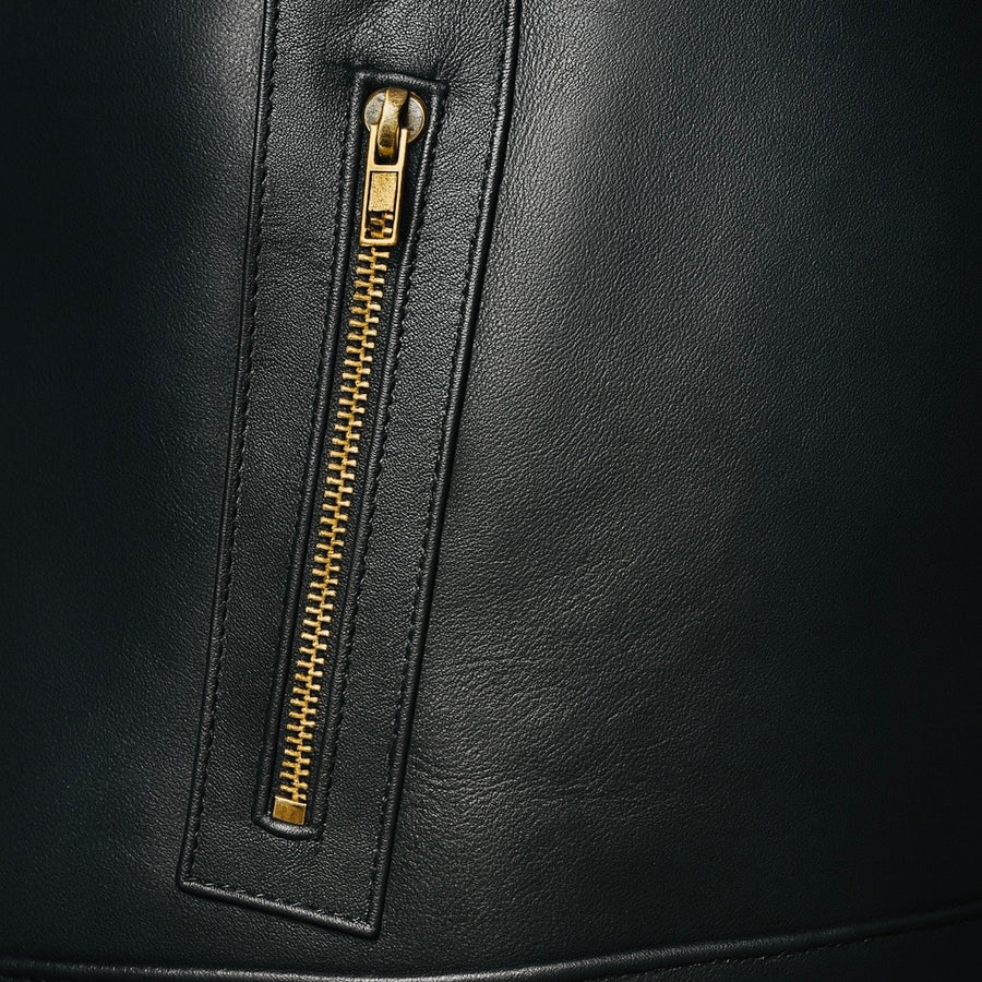 GAMULAN DE CUERO PILOT