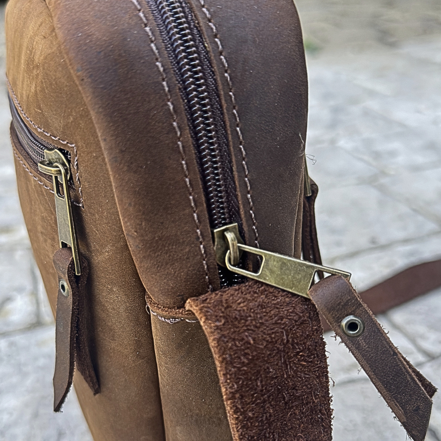 MORRAL DE CUERO GENUINO ROVER