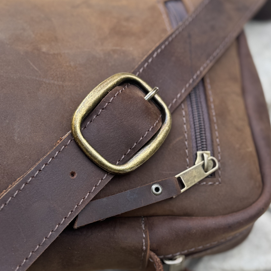 MORRAL DE CUERO GENUINO ROVER