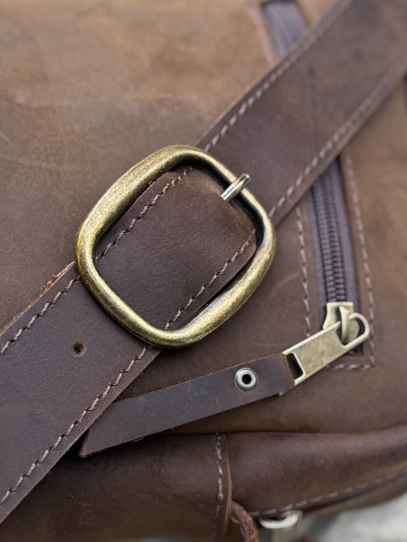 MORRAL DE CUERO GENUINO ROVER