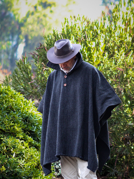 PONCHO LANA DE ALPACA CASTILLA GRIS MARENGO