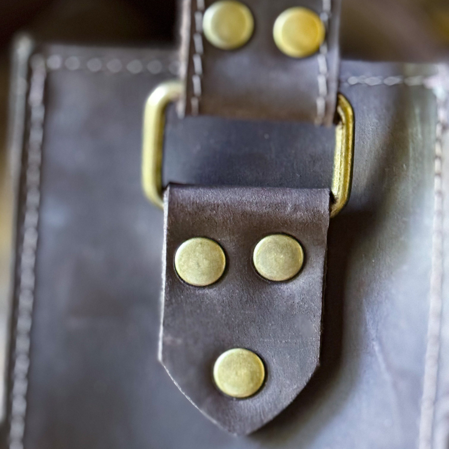 MORRAL DE CUERO GENUINO NYC