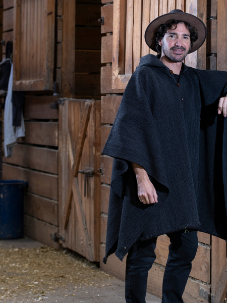 PONCHO ALPACA GRIS MARENGO