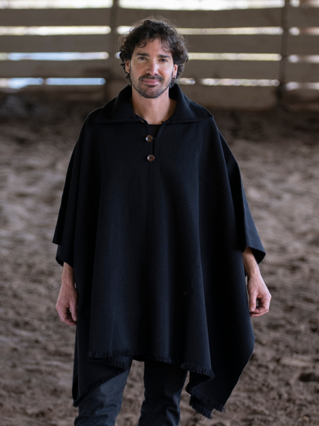 PONCHO DE ALPACA HOMBRE CASTILLA NEGRO