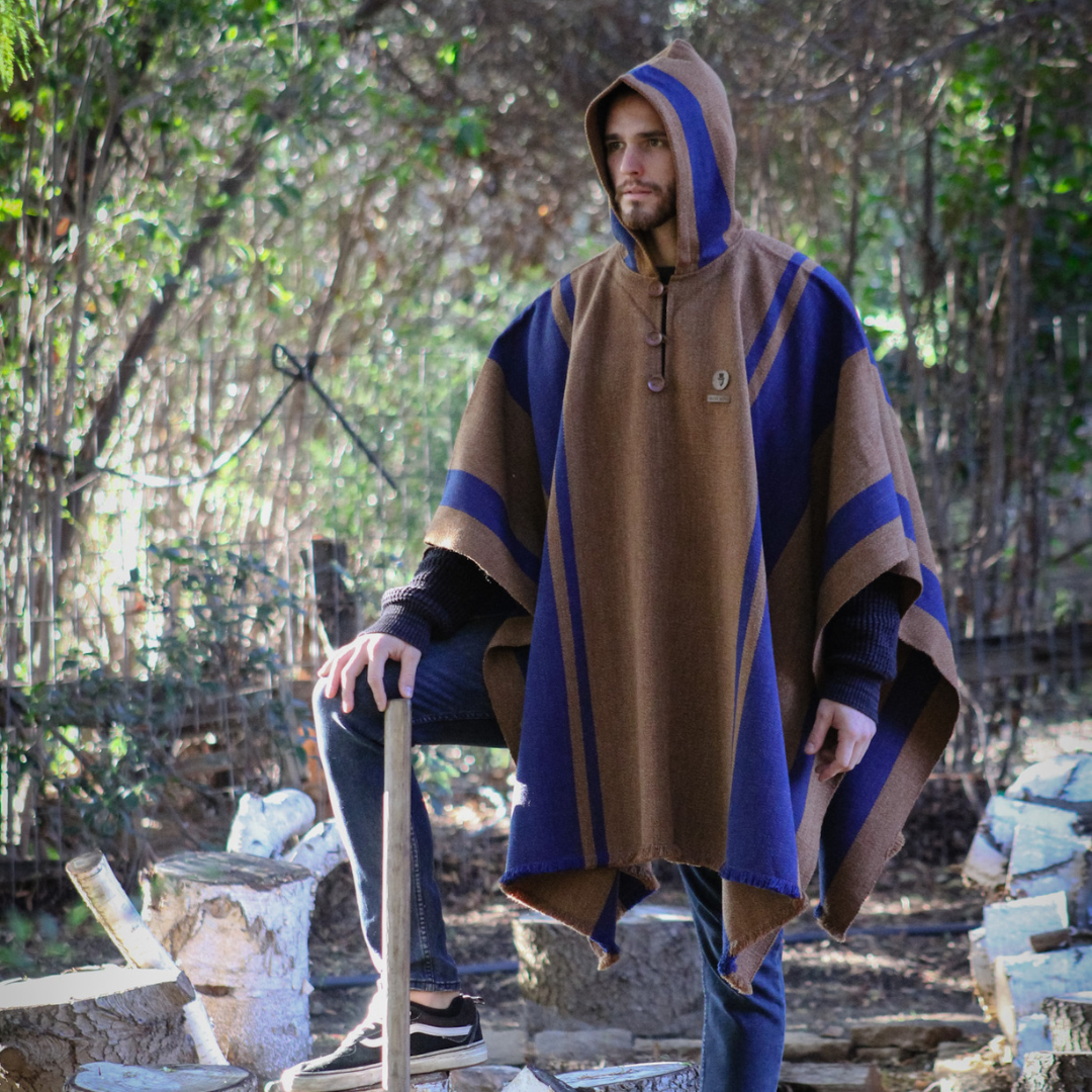 PONCHO LANA DE ALPACA CLÁSICO CON CAPUCHA