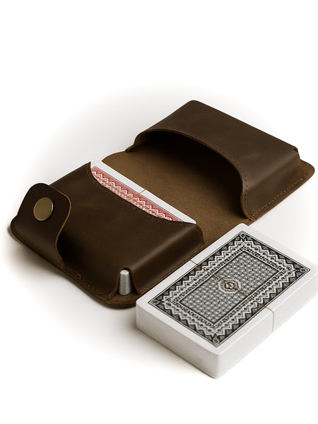 JUEGOS DE CARTAS Y ESTUCHE DE CUERO