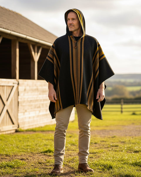 PONCHO DE ALPACA CON CAPUCHA NEGRO-CAMEL