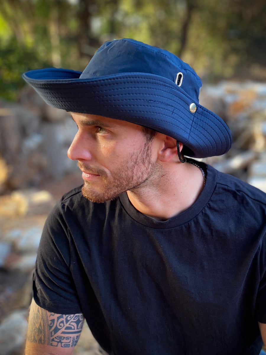 SOMBRERO DE TREKKING IMPERMEABLE 2 EN 1