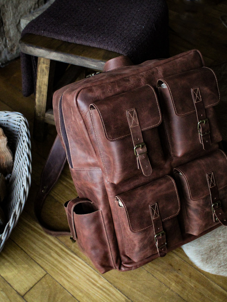 MOCHILA DE CUERO EXPLORER