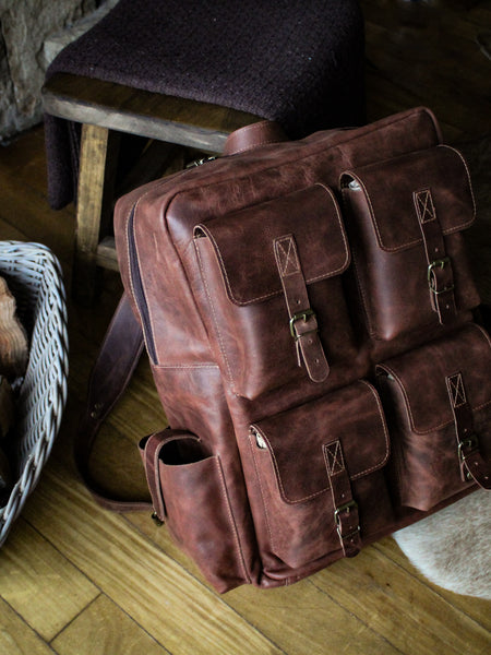 MOCHILA DE CUERO EXPLORER