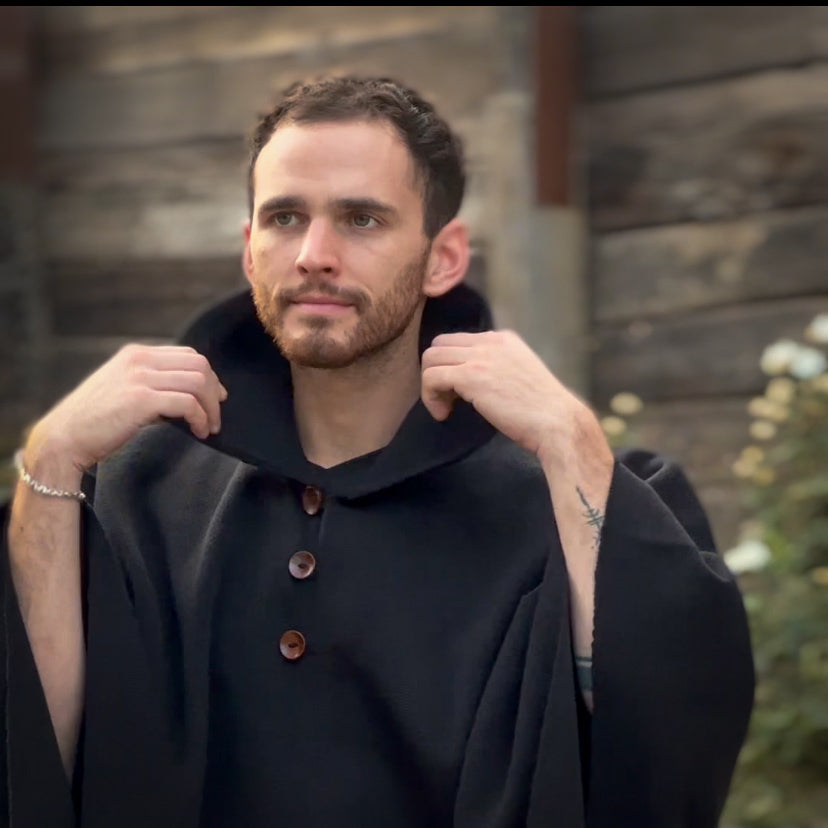 PONCHO DE ALPACA HOMBRE CASTILLA NEGRO