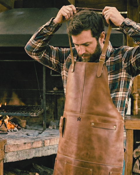 PECHERA ASADOR CUERO