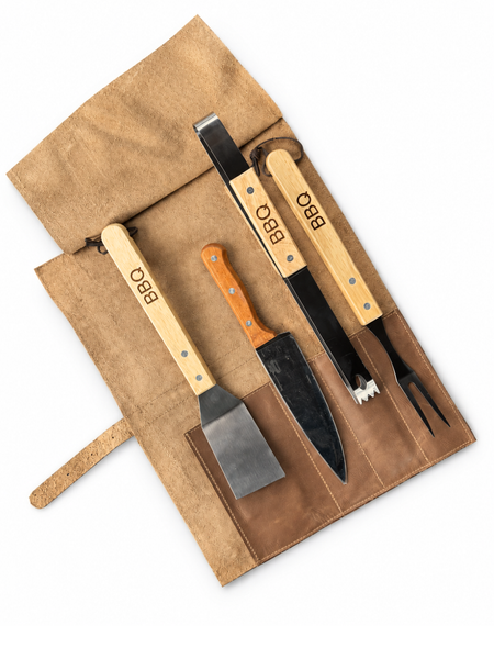 SET PARRIILLERO CON ESTUCHE DE CUERO