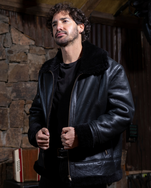 GAMULAN DE CUERO PILOT