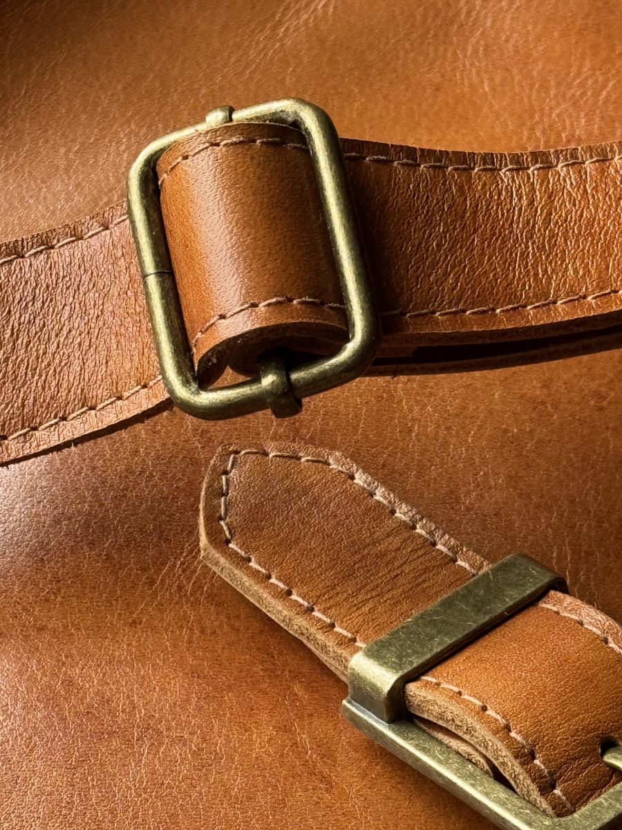 MORRAL DE CUERO GENUINO NYC CARAMEL
