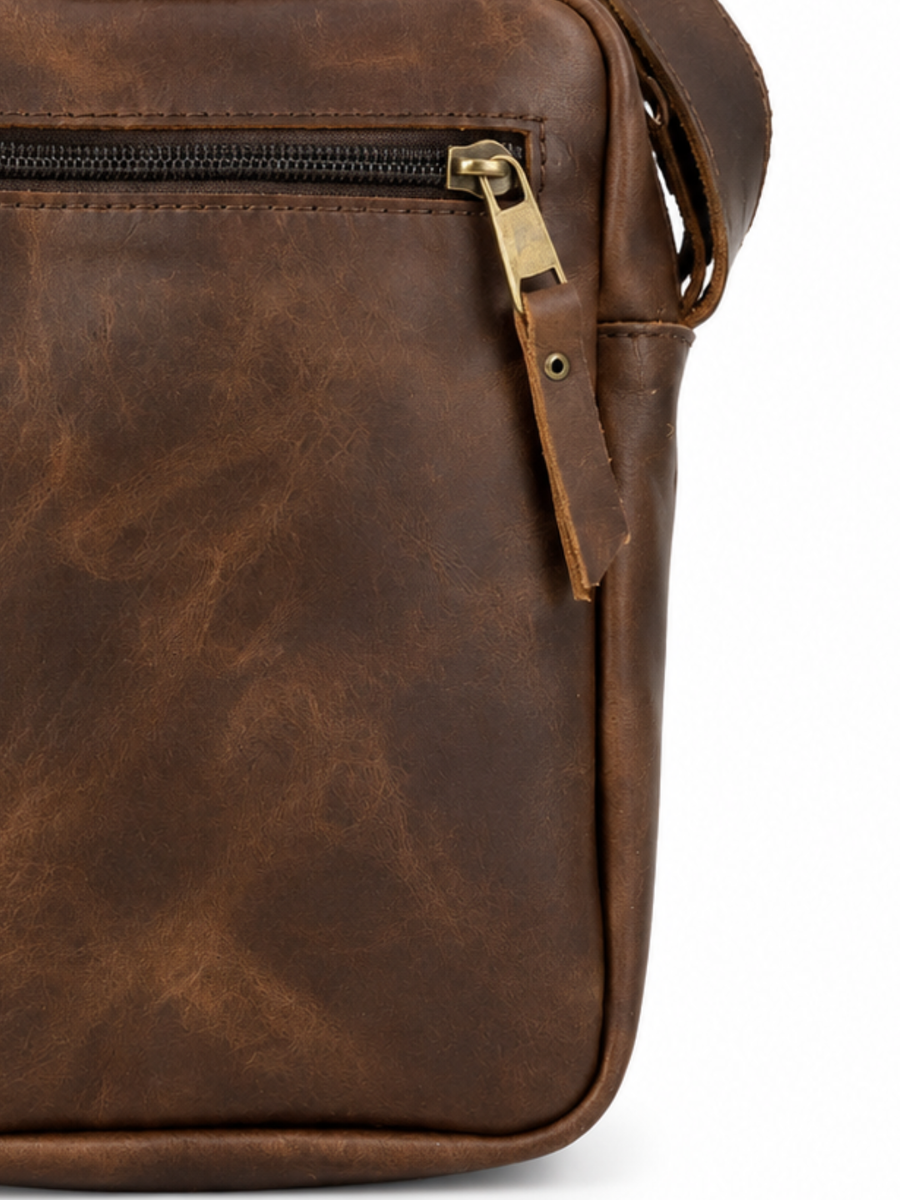 MORRAL DE CUERO GENUINO ROVER