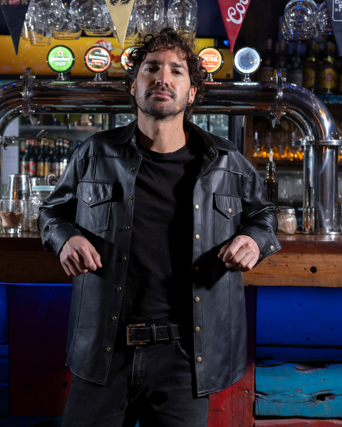 SOBRECAMISA DE CUERO